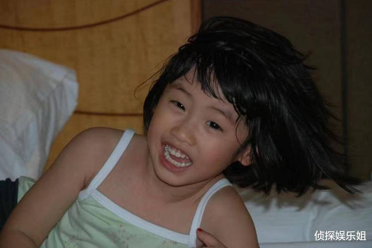 新澳天天开奖资料大全正版和冯小刚养女高中毕业与冯小刚收养的女儿